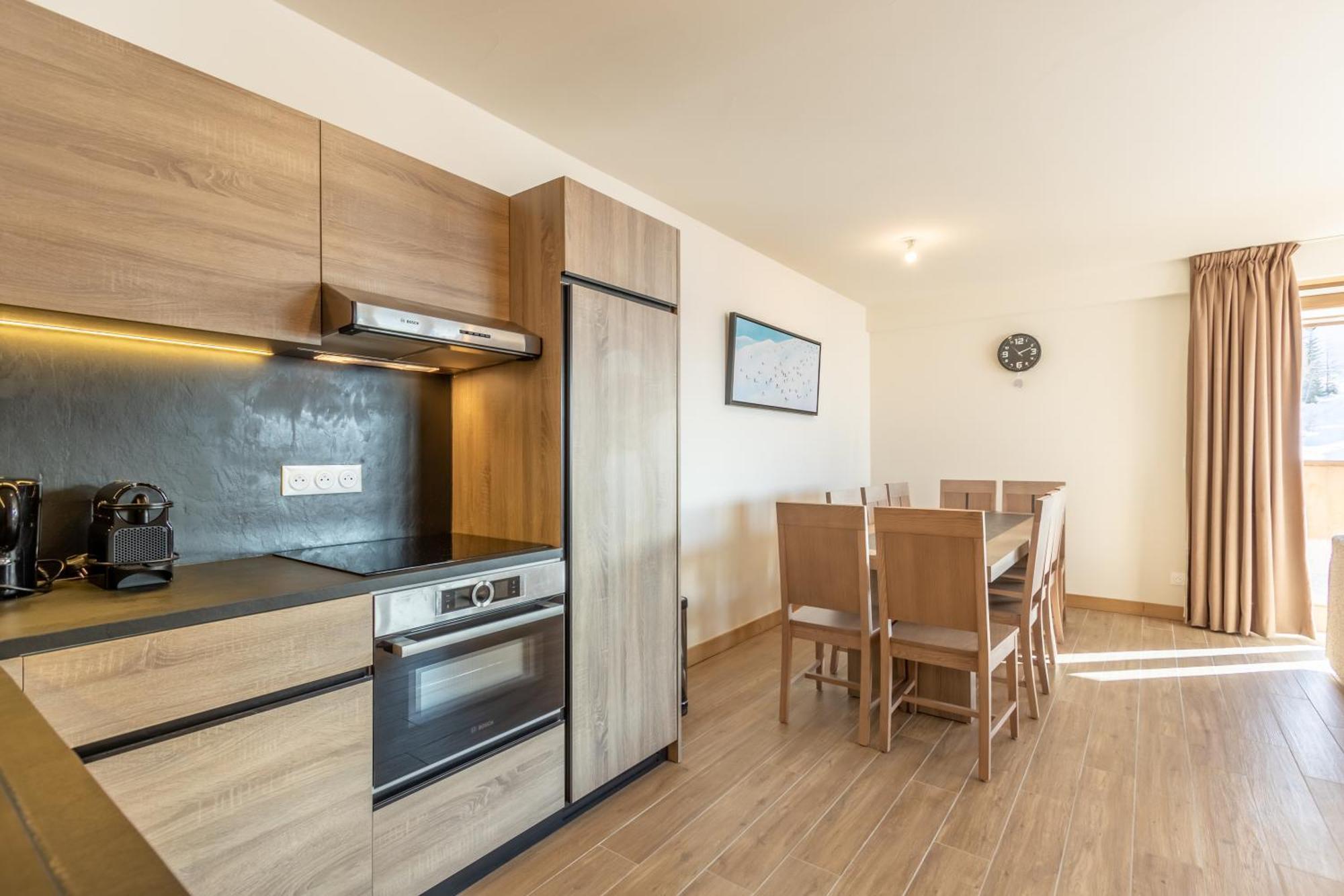 Ridge302 Apartment